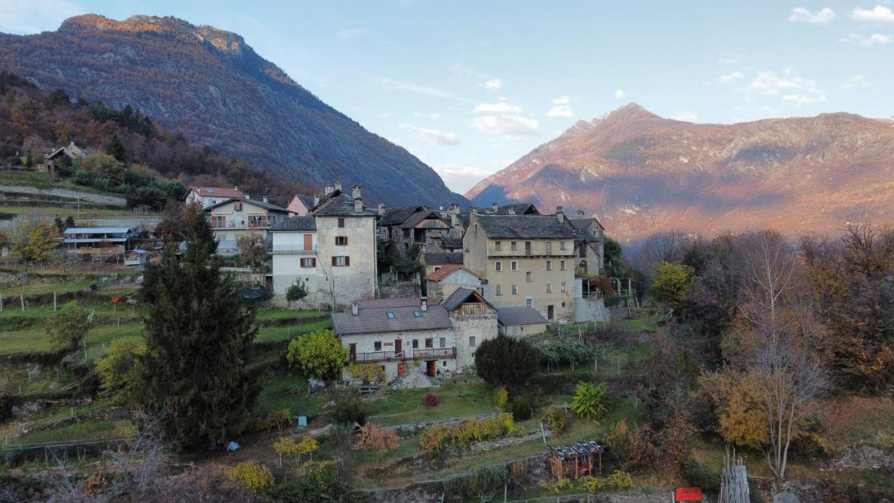 Vila Al Pinone Crevoladossola Exteriér fotografie